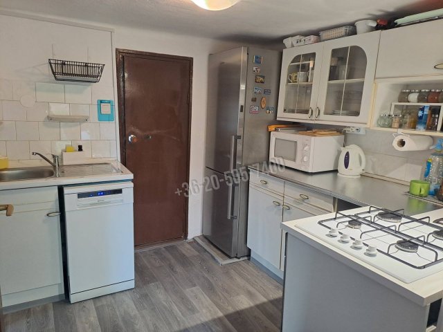 Kiadó családi ház, albérlet, Poroszlón 170 E Ft / hó, 2 szobás