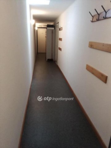 Eladó családi ház, Siófokon 399 M Ft, 9+4 szobás