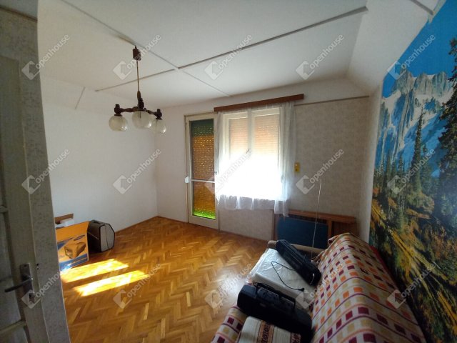 Eladó családi ház, Szászbereken 37.99 M Ft, 3 szobás