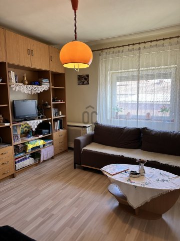 Eladó családi ház, Szolnokon 21.9 M Ft, 3 szobás