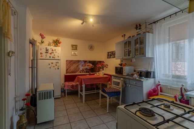 Eladó családi ház, Sükösdön, Hunyadi János utcában 8.5 M Ft
