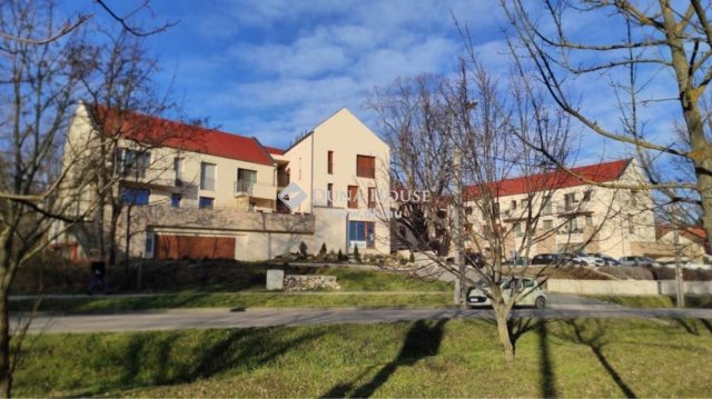 Eladó iroda, Budakalászon 43.5 M Ft / költözzbe.hu