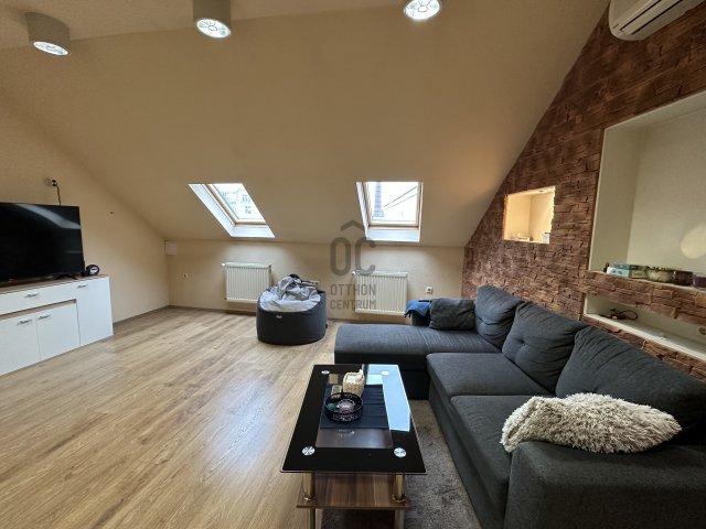 Eladó téglalakás, Budapesten, XX. kerületben 74.9 M Ft, 4 szobás