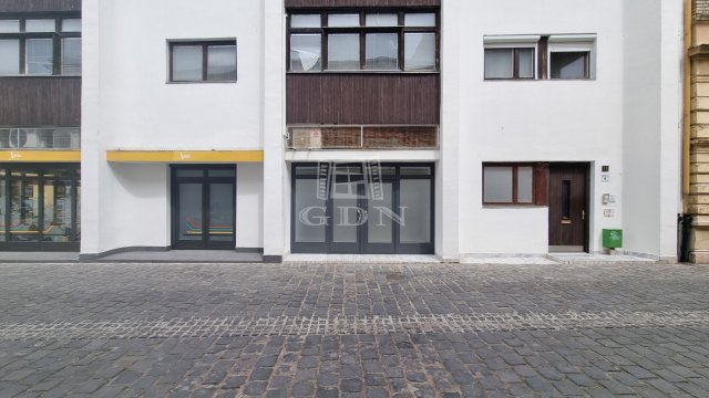 Kiadó üzlethelyiség, Székesfehérvárott 190 E Ft / hó