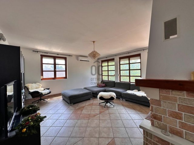 Eladó családi ház, Szigetszentmiklóson 119.99 M Ft, 7 szobás