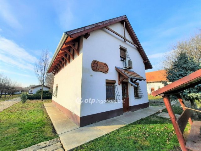 Eladó hotel, Szentesen 117 M Ft / költözzbe.hu