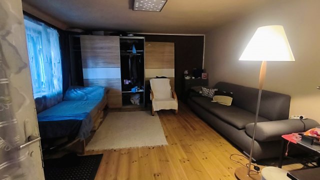 Eladó családi ház, Velencén 55 M Ft, 2 szobás