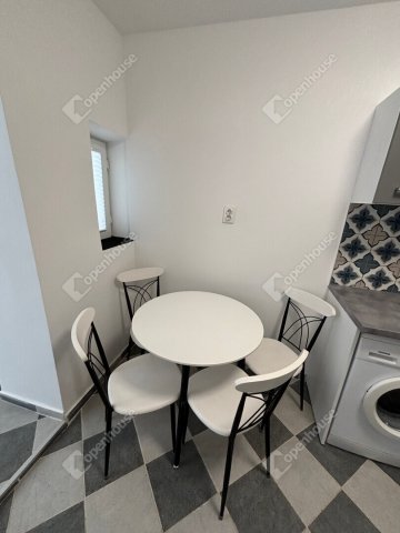 Kiadó téglalakás, albérlet, Győrött 180 E Ft / hó, 2 szobás