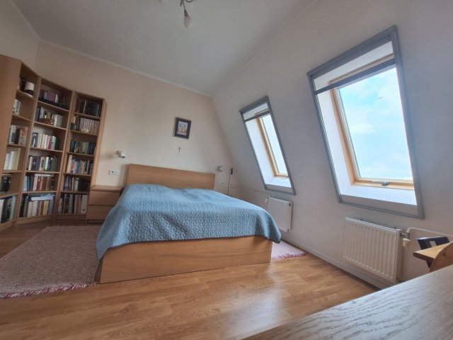 Eladó téglalakás, Pécsett 84.99 M Ft, 3 szobás