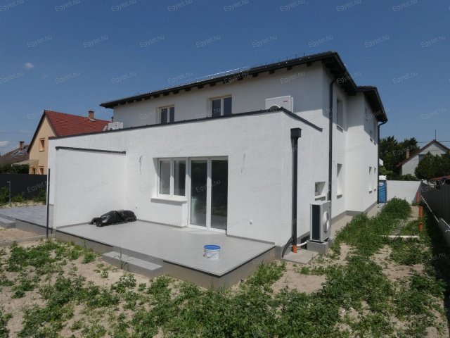 Eladó ikerház, Budapesten, XXIII. kerületben 89.99 M Ft, 4 szobás