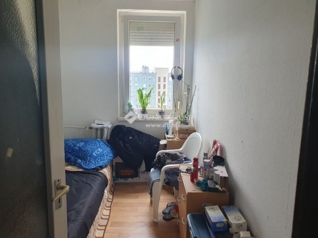Eladó panellakás, Budapesten, III. kerületben 58.999 M Ft