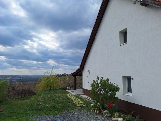 Eladó családi ház, Zalaegerszegen 107 M Ft, 5 szobás