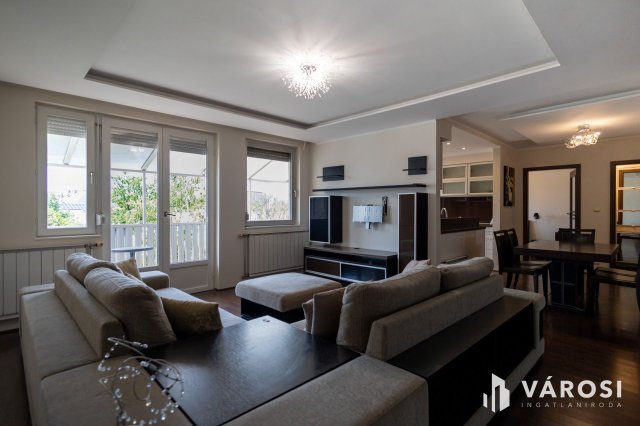 Kiadó téglalakás, albérlet, Szegeden 350 E Ft / hó, 4 szobás