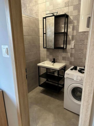 Kiadó téglalakás, albérlet, Pécsett 270 E Ft / hó, 3 szobás