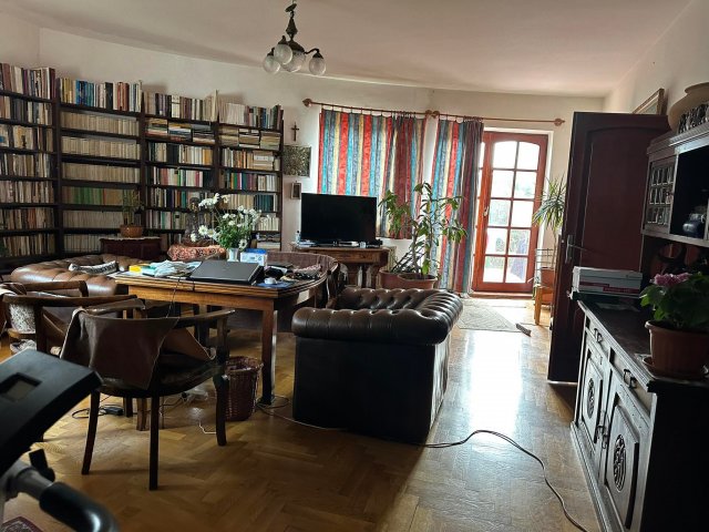 Eladó családi ház, Budapesten, II. kerületben 275 M Ft, 8 szobás