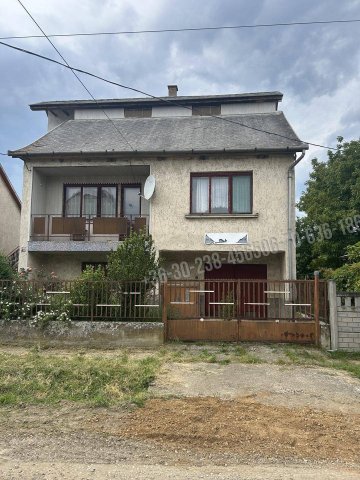 Eladó családi ház, Verpeléten 22.8 M Ft, 5 szobás