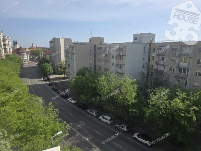 Eladó panellakás, Kecskeméten 48.9 M Ft, 2 szobás