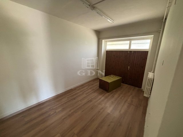 Eladó családi ház, Szombathelyen 119 M Ft, 9+1 szobás