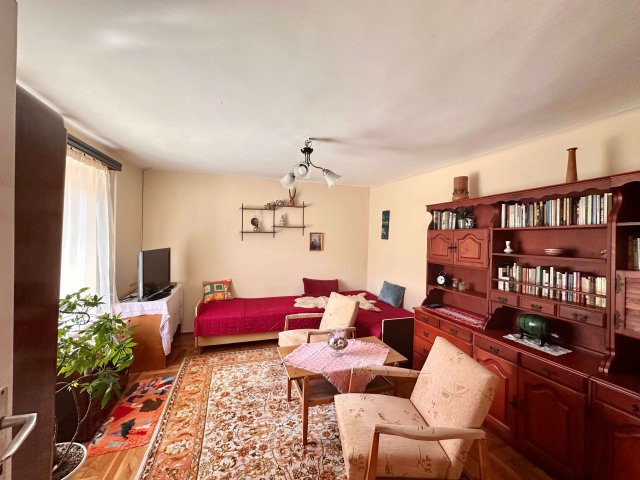Kiadó családi ház, albérlet, Cegléden 120 E Ft / hó, 1 szobás