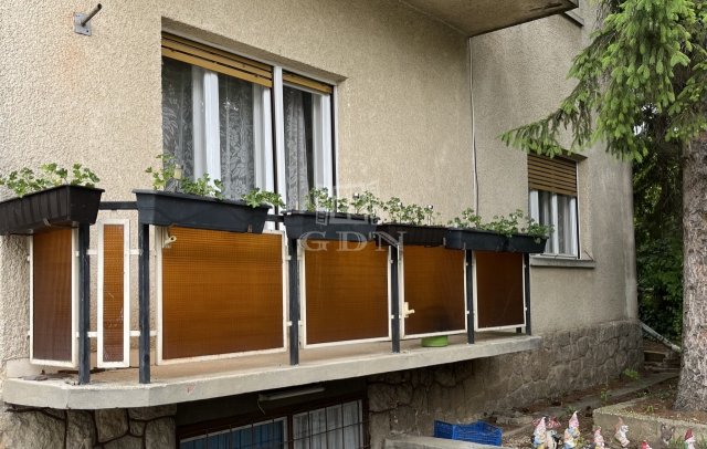 Eladó téglalakás, Budaörsön 92 M Ft, 3 szobás