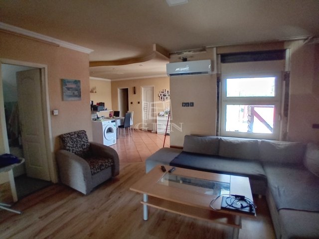 Eladó családi ház, Baján 45 M Ft, 4 szobás