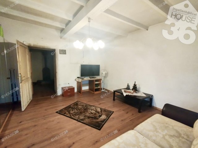 Eladó családi ház, Tiszaalpáron 12.99 M Ft, 2 szobás