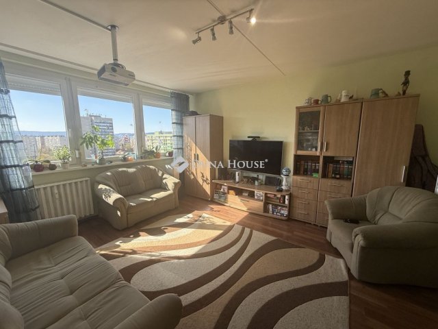 Eladó panellakás, Budapesten, XIV. kerületben 69.9 M Ft, 3 szobás