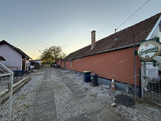 Eladó üzlethelyiség, Ópályin 28 M Ft / költözzbe.hu