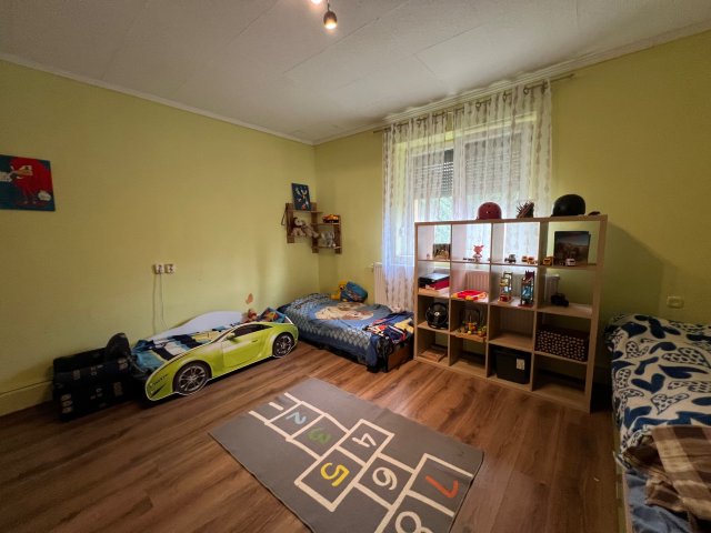 Eladó családi ház, Mogyorósbányán 51.9 M Ft, 4 szobás