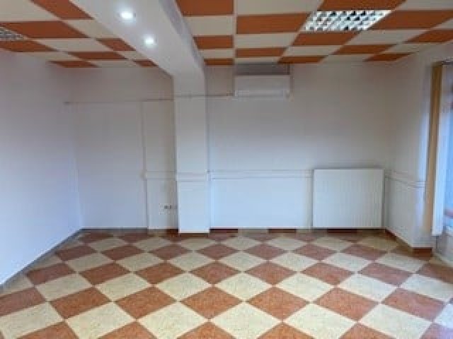 Kiadó üzlethelyiség, Albertirsán 125 E Ft / hó