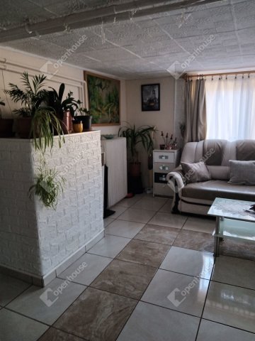 Eladó ikerház, Vecsésen 69.9 M Ft, 4 szobás