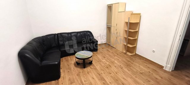 Kiadó téglalakás, albérlet, Budapesten, VI. kerületben