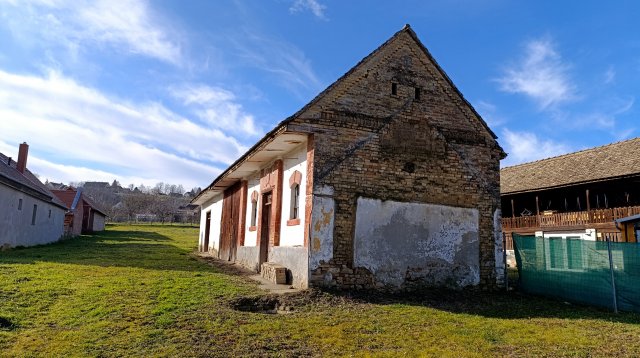 Eladó telek, Sombereken 7.3 M Ft / költözzbe.hu