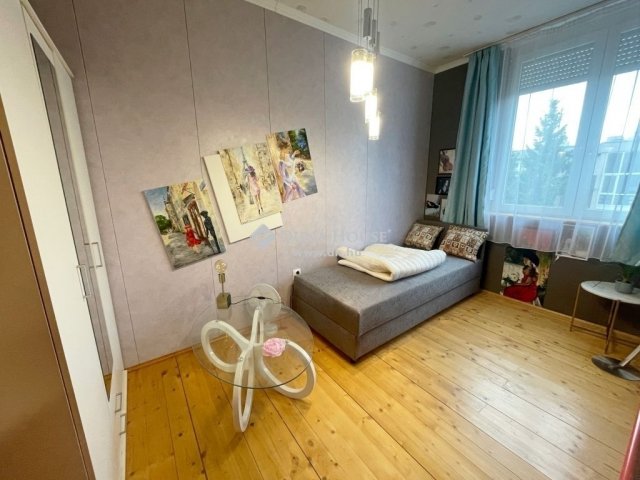 Eladó téglalakás, Kőszegen 32 M Ft, 2 szobás