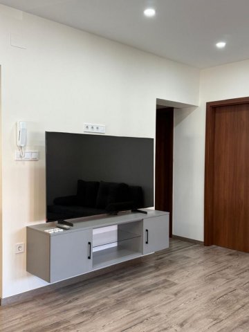 Kiadó téglalakás, albérlet, Debrecenben 430 E Ft / hó, 3 szobás