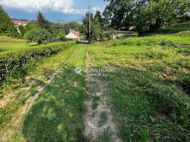 Eladó telek, Pécsett 7.9 M Ft / költözzbe.hu
