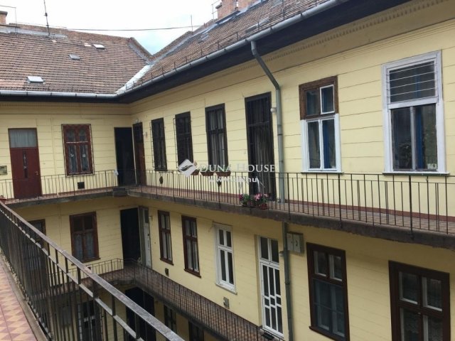 Eladó téglalakás, Budapesten, VIII. kerületben 64 M Ft, 2 szobás