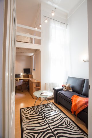 Kiadó téglalakás, albérlet, Budapesten, VI. kerületben