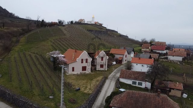 Eladó hotel, Somlójenőn 110 M Ft / költözzbe.hu