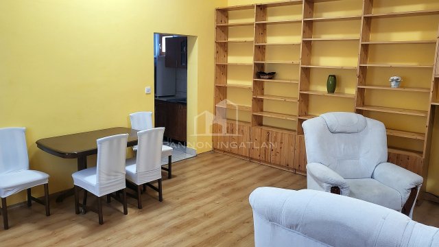 Eladó családi ház, Eplényen 110 M Ft, 5 szobás