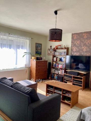 Eladó sorház, Egerben 70 M Ft, 4 szobás / költözzbe.hu