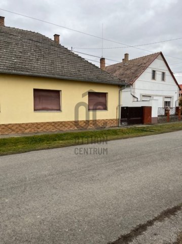 Eladó ikerház, Faddon 19 M Ft, 3 szobás / költözzbe.hu