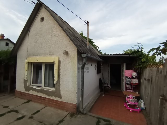 Eladó családi ház, Budapesten, XXII. kerületben 32 M Ft