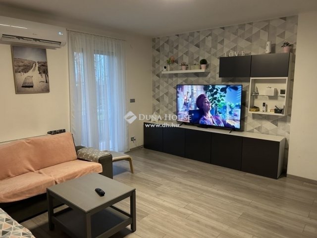 Eladó családi ház, Kecskeméten 109.99 M Ft, 6 szobás