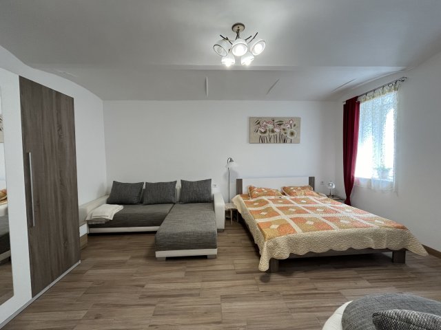 Kiadó téglalakás, albérlet, Győrött 140 E Ft / hó, 1 szobás
