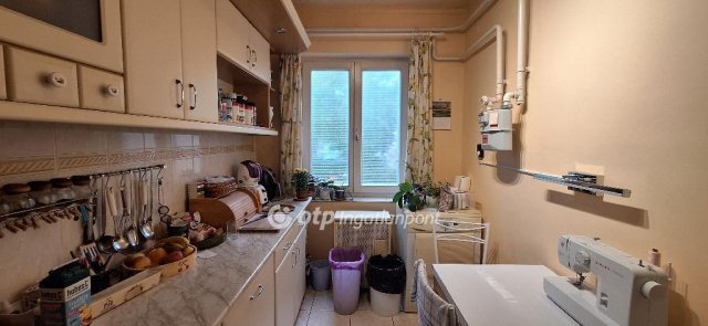 Eladó családi ház, Kecskeméten 159 M Ft, 6 szobás