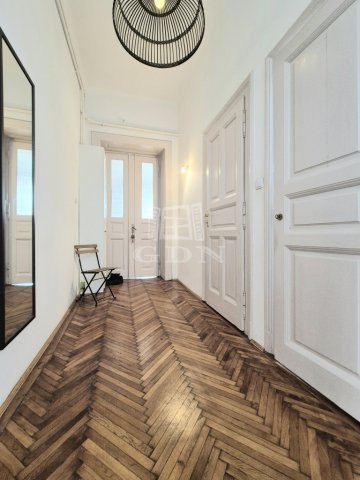 Eladó téglalakás, Budapesten, IX. kerületben 79.8 M Ft, 4 szobás