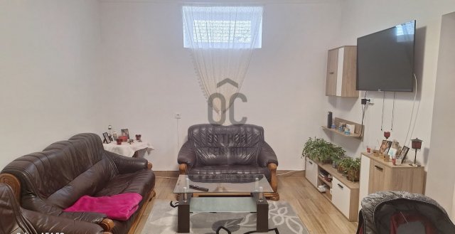 Eladó családi ház, Németkéren 24 M Ft, 2 szobás