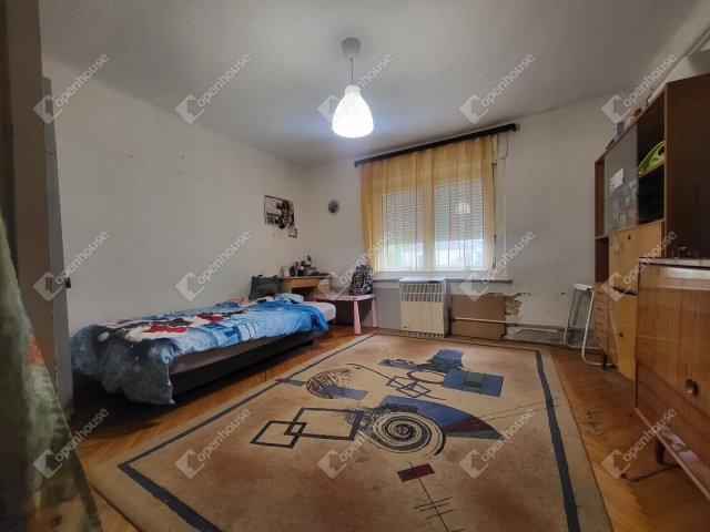 Eladó családi ház, Banán 20.5 M Ft, 3 szobás