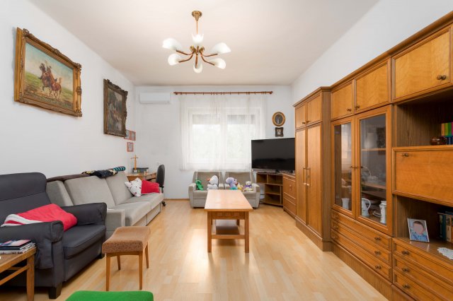 Eladó családi ház, Abdaon 88.9 M Ft, 5 szobás